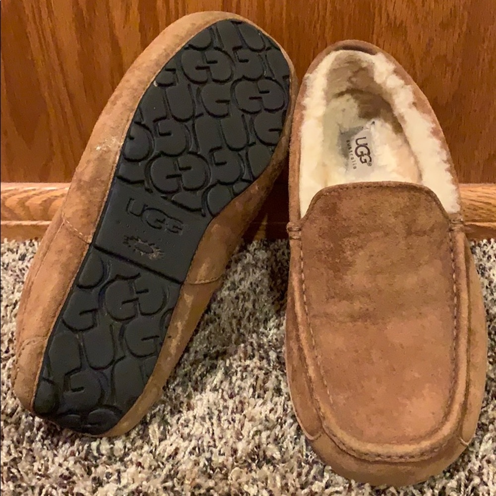 Men’s Ugg Driving Slippers shoes size 9